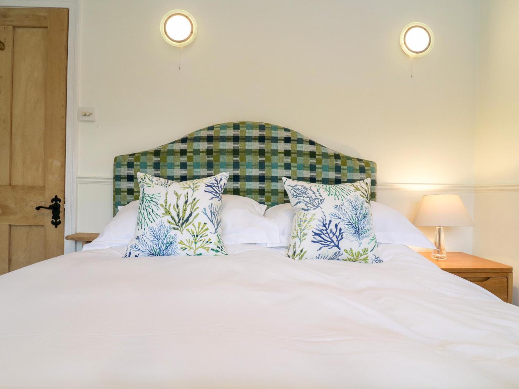 Compass Cottage Алдебург Екстериор снимка