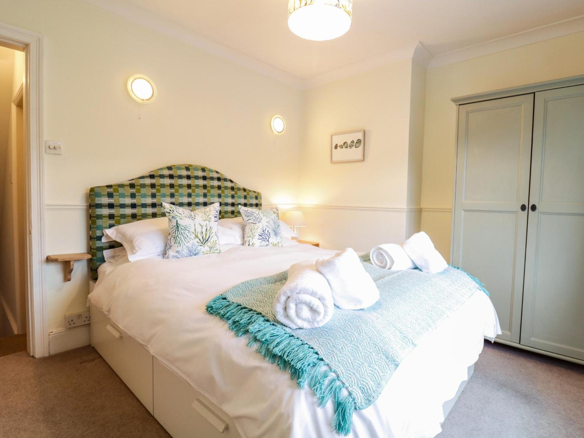 Compass Cottage Алдебург Екстериор снимка