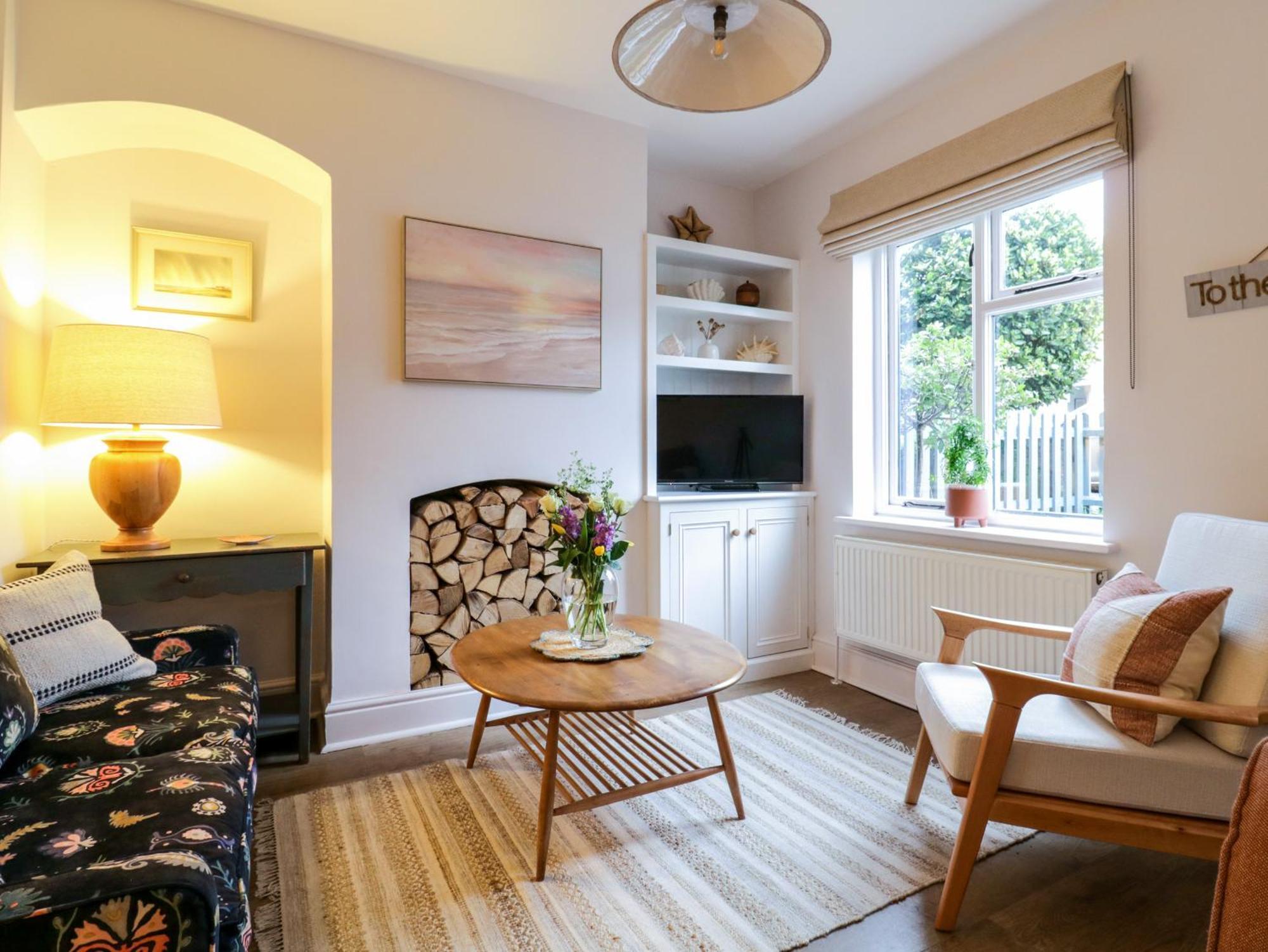 Compass Cottage Алдебург Екстериор снимка